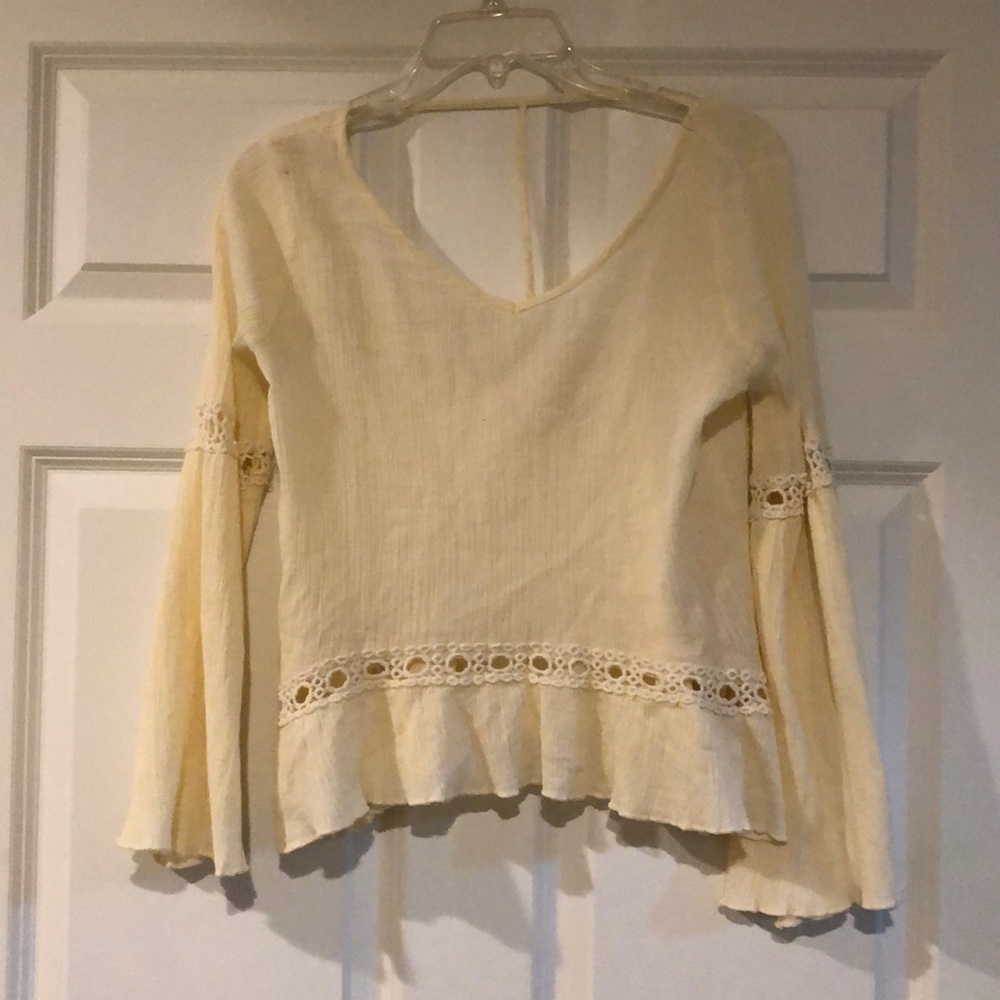 Long wide sleeve shirt